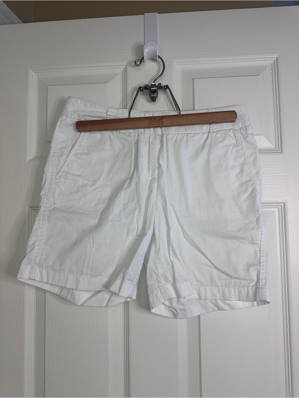 J. Crew White Women's Cotton Chino Shorts - 7 inches